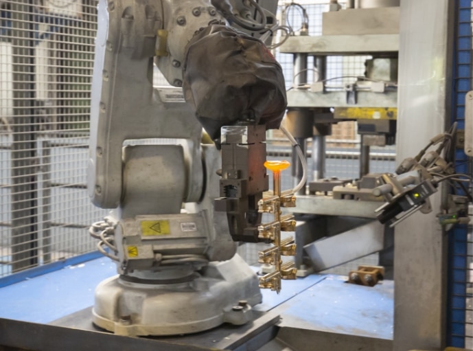Photo d'un robot de fonderie fabrication Davergne